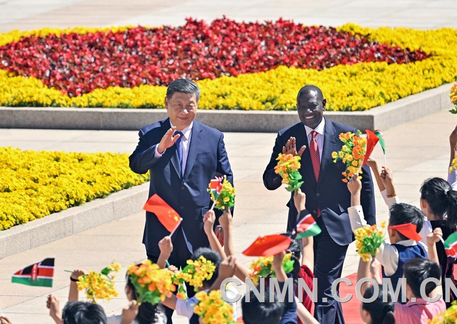 习近平同肯尼亚总统鲁托会谈