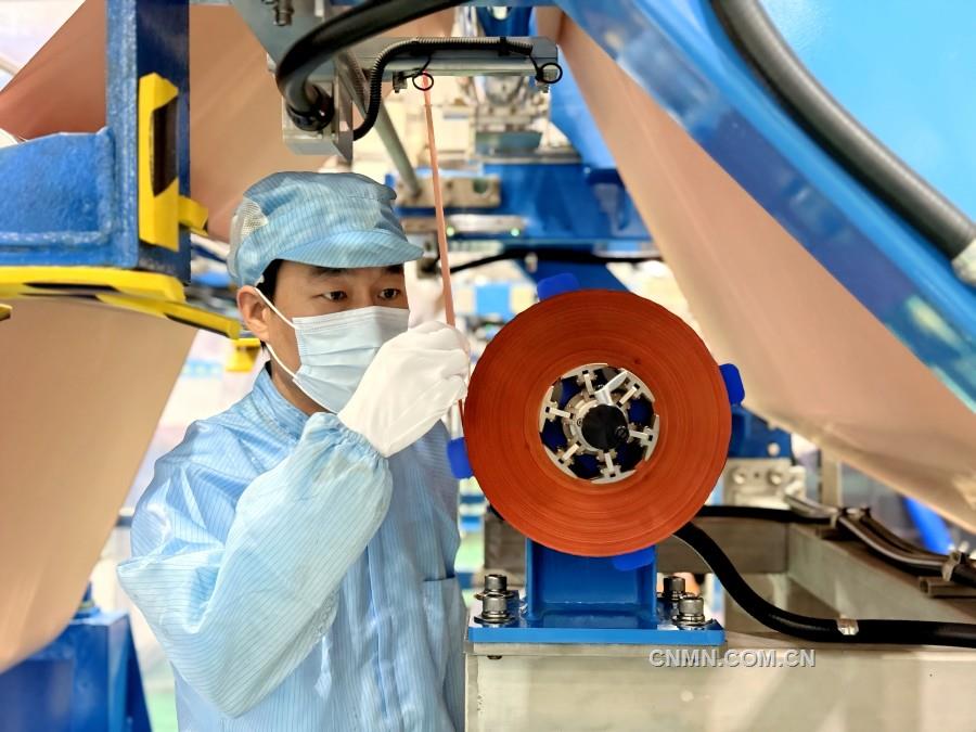 精铜细作 以新赋能——铜冠铜箔公司以多元举措培育新质生产力